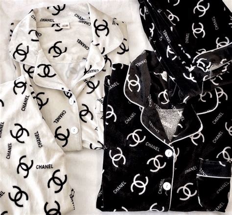 Chanel silk pajamas set